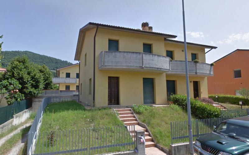 Rif. 029.22 Canavaccio –  appartamento a schiera con ingresso indipendente.